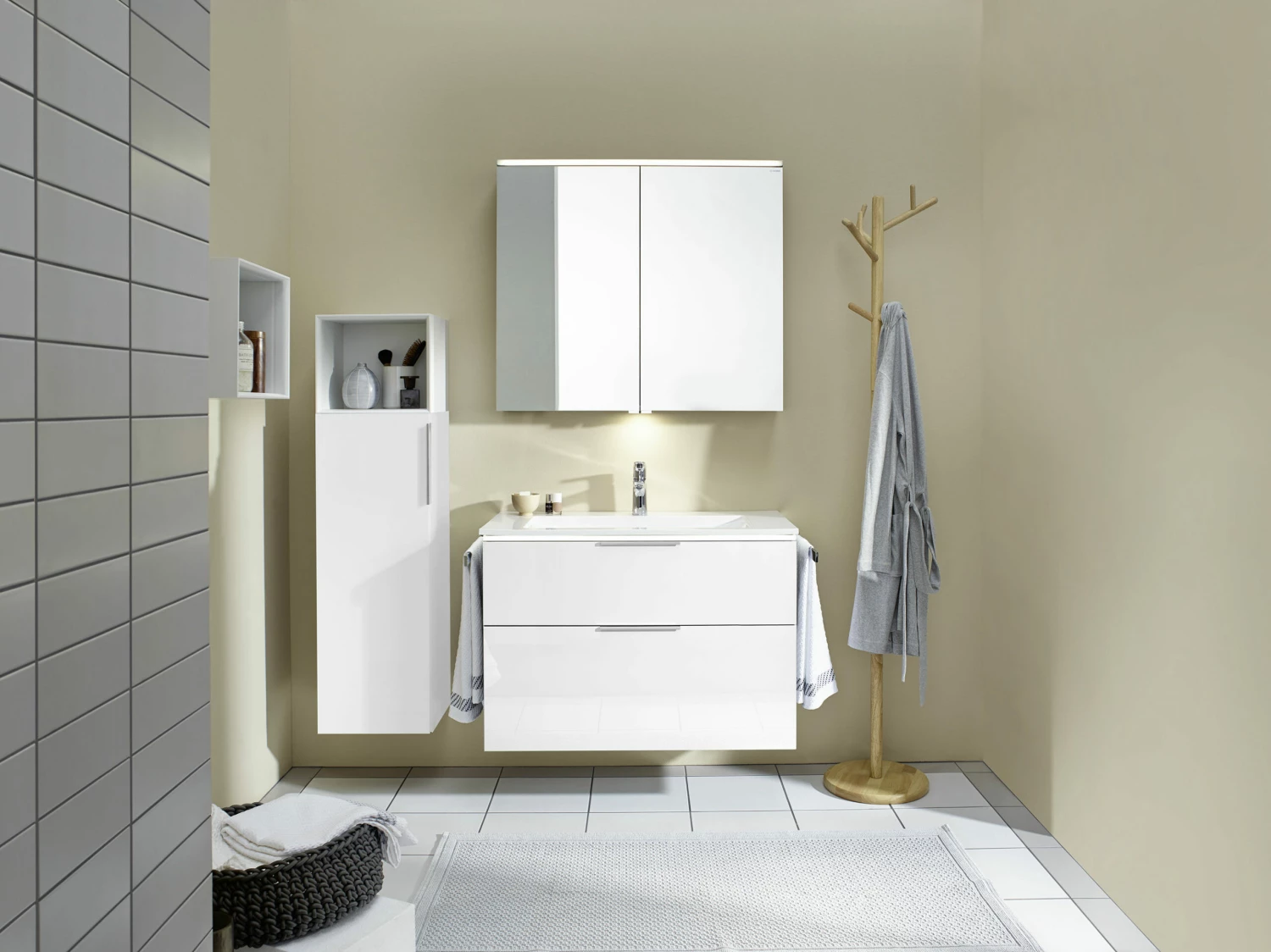 Burgbad Eqio Armoire Miroir SPGT090F2009 90 X 80 X 17 Cm, Weiß Hochglanz 4 Burgbad Eqio Armoire Miroir SPGT090F2009 90 X 80 X 17 Cm, Weiß Hochglanz – Image 2