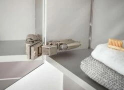 Emco Asis Mee Armoire à Miroir éclairée En Saillie 949805050 600 X 746 Mm, 2 Portes, Aluminium -Fournitures De Salle De Bain Soldes Emco Asis Mee armoire a miroir eclairee en saillie 949805050 600 x 746 mm 2 portes aluminium 5