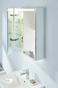 Geberit Option Armoire De Toilette 500582001 600x700x150mm, Avec éclairage, Deux Portes -Fournitures De Salle De Bain Soldes Geberit Option armoire de toilette 500582001 600x700x150mm avec eclairage deux portes 3